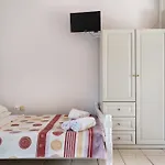 Helena Kefalonia