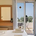 Helena Kefalonia Apartment *