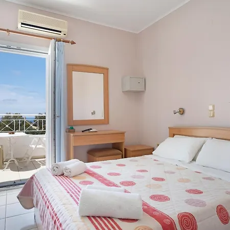 Helena Kefalonia * سفوروناتا