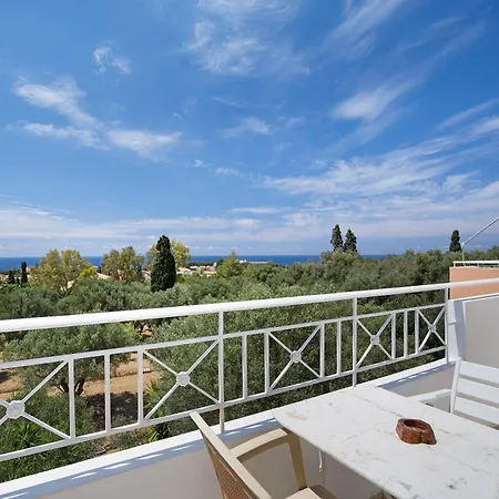 Helena Kefalonia شقة سفوروناتا